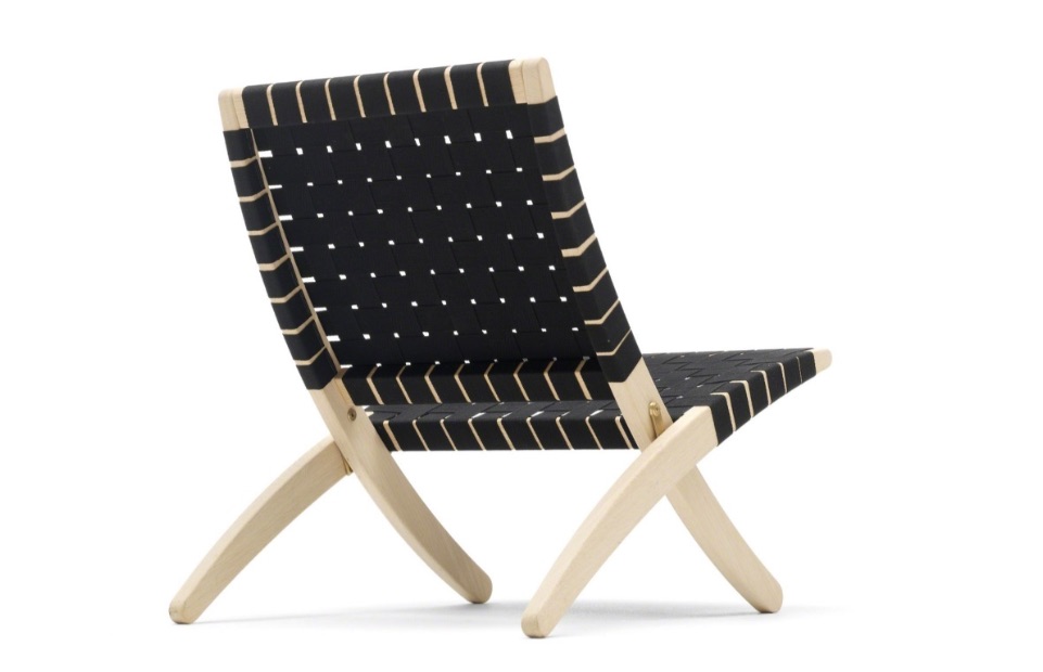 Outdoor wooden lounge chair with woven black fabric seat and back