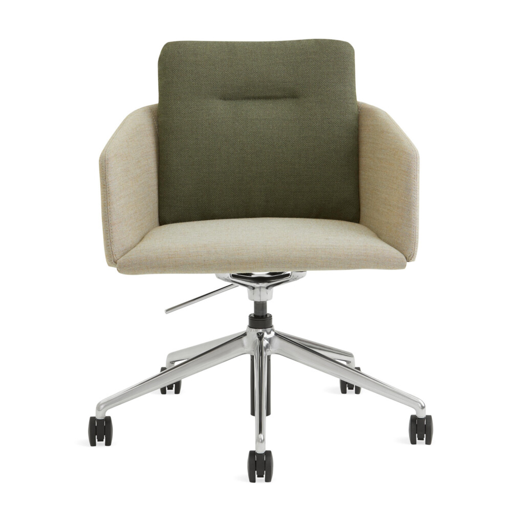 Marien 152 lounge chair with green back on white background.