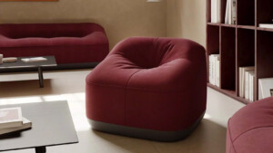 Upholstered lounge chair