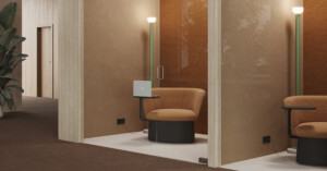 Manto chair in a cubicle setup used for online meetings